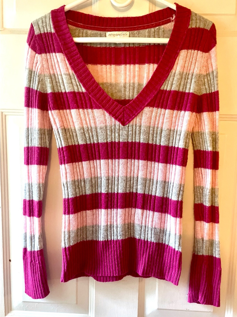 Aeropostale Fuchsia Pink Gray Stripe Ribbed Acrylic Angora Blend Sweater Medium